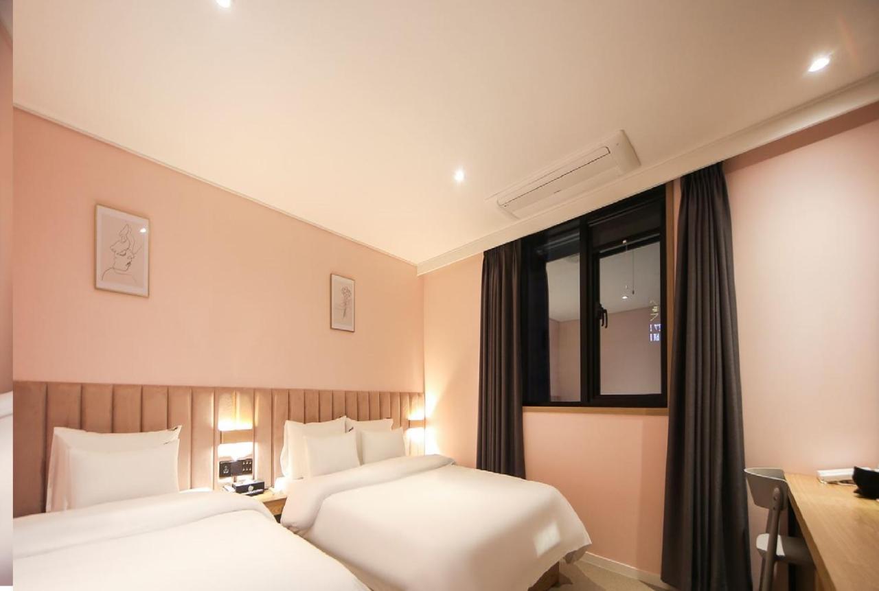 Hotel Lazy Heaven Changwon Luaran gambar