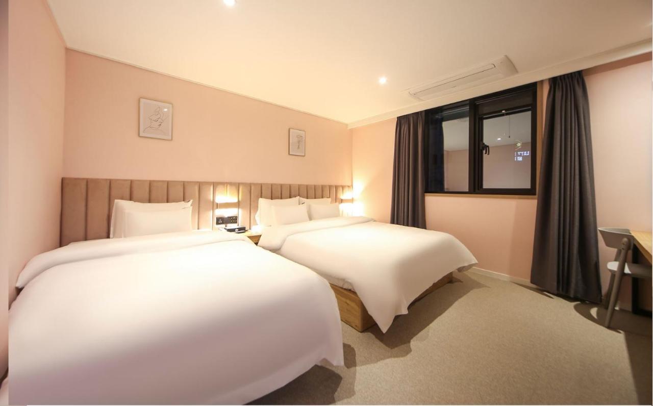 Hotel Lazy Heaven Changwon Luaran gambar